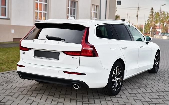 Volvo V60 cena 77900 przebieg: 180000, rok produkcji 2018 z Płock małe 781